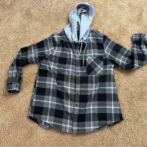 Women’s Justify Long Sleeve Flannel with Hood Size Medium